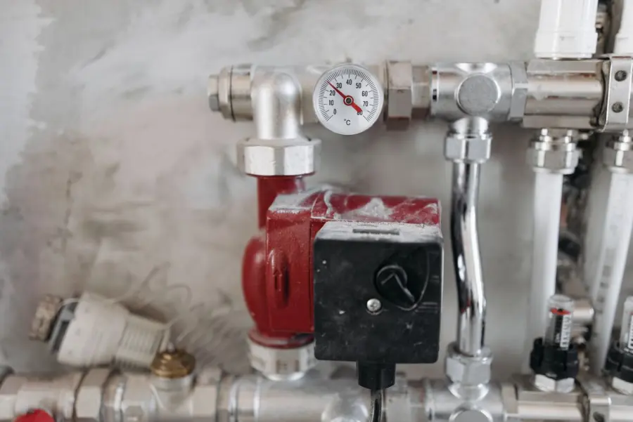 Impianti idrici condominiali: guasti più frequenti, chi paga le riparazioni e come gestire le chiusure d’acqua
